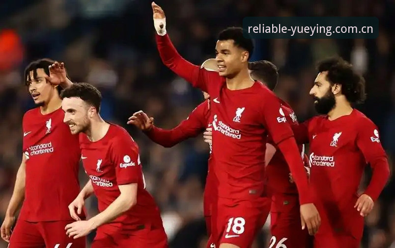 悦盈体育官网注册必备 迪奥戈·莱特vs卡尔塔-卡尔:皇家社会后防升级的实战选择,悦盈体育用户孙鹏这样看